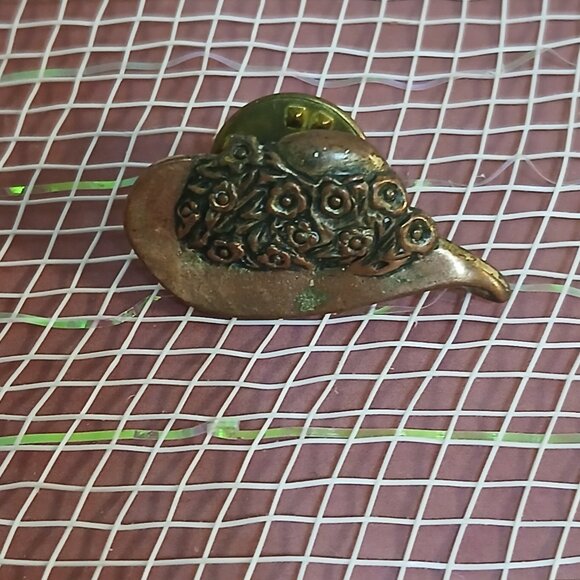 Two Vintage Lapel Pins-Copper Brass-Moon, Stars-Hat-Dickson - Picture 4 of 6